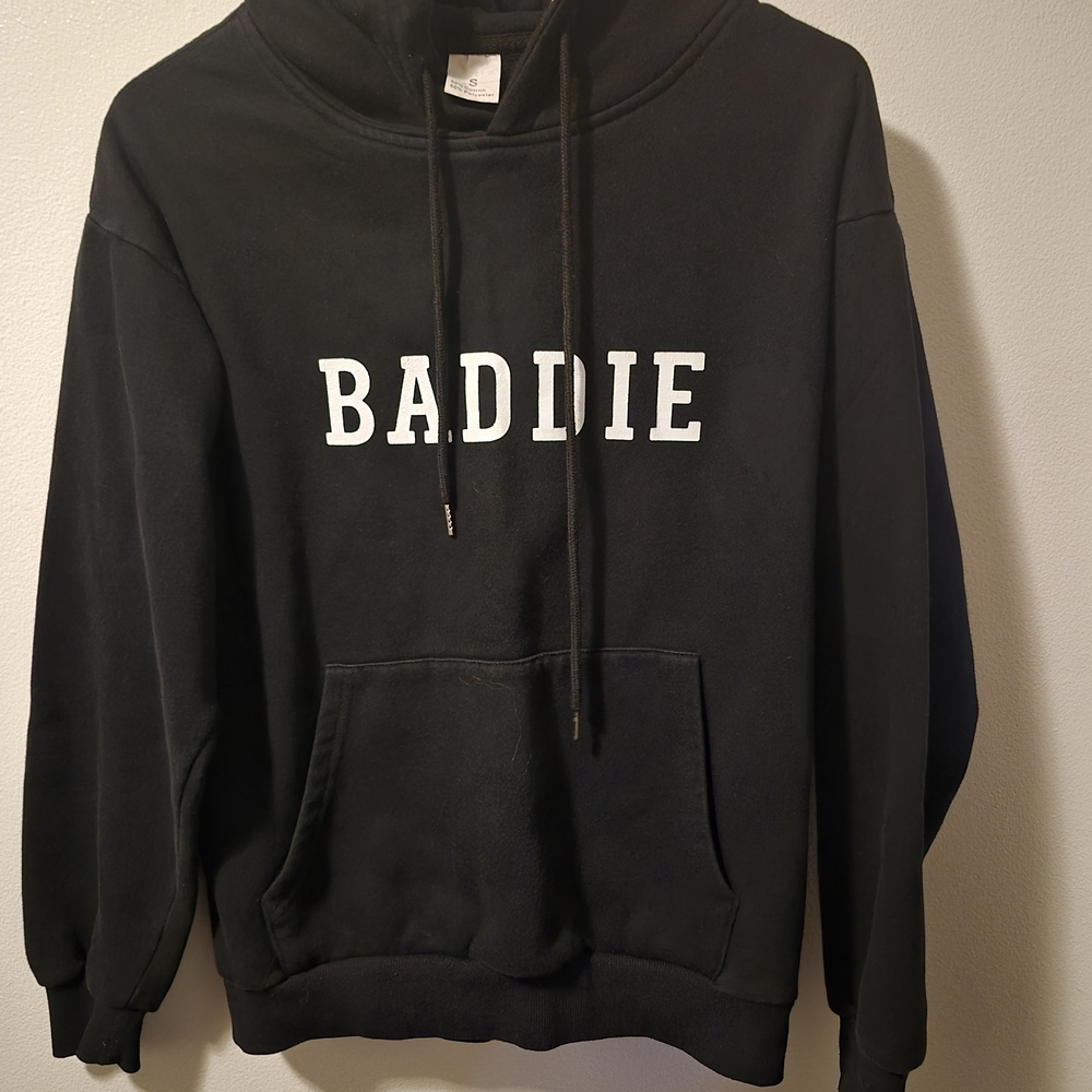 Black 'BADDIE' Hoodie